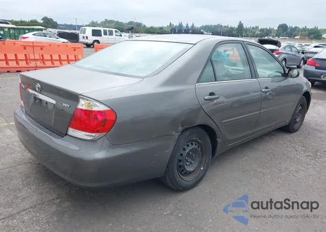 2005 Toyota Camry Std z USA, uszkodzony, nr VIN 4T1BE32K95U941002